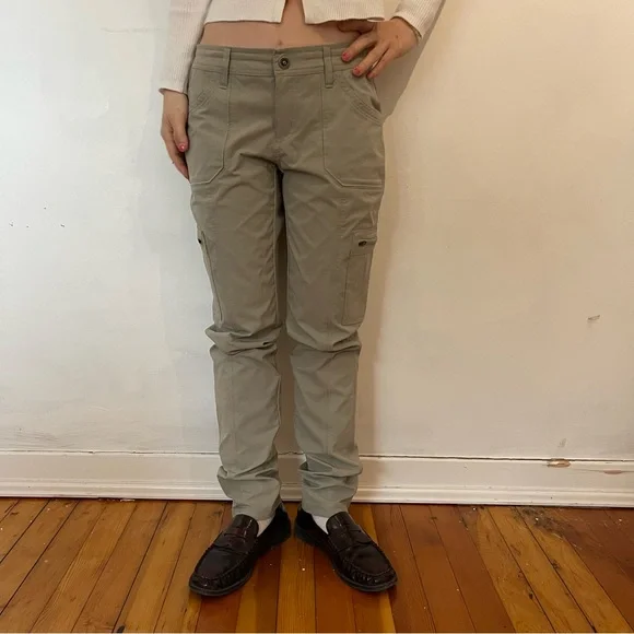 Kuhl Women's Tan Cargo Hiking Pants - Picture 2 of 10